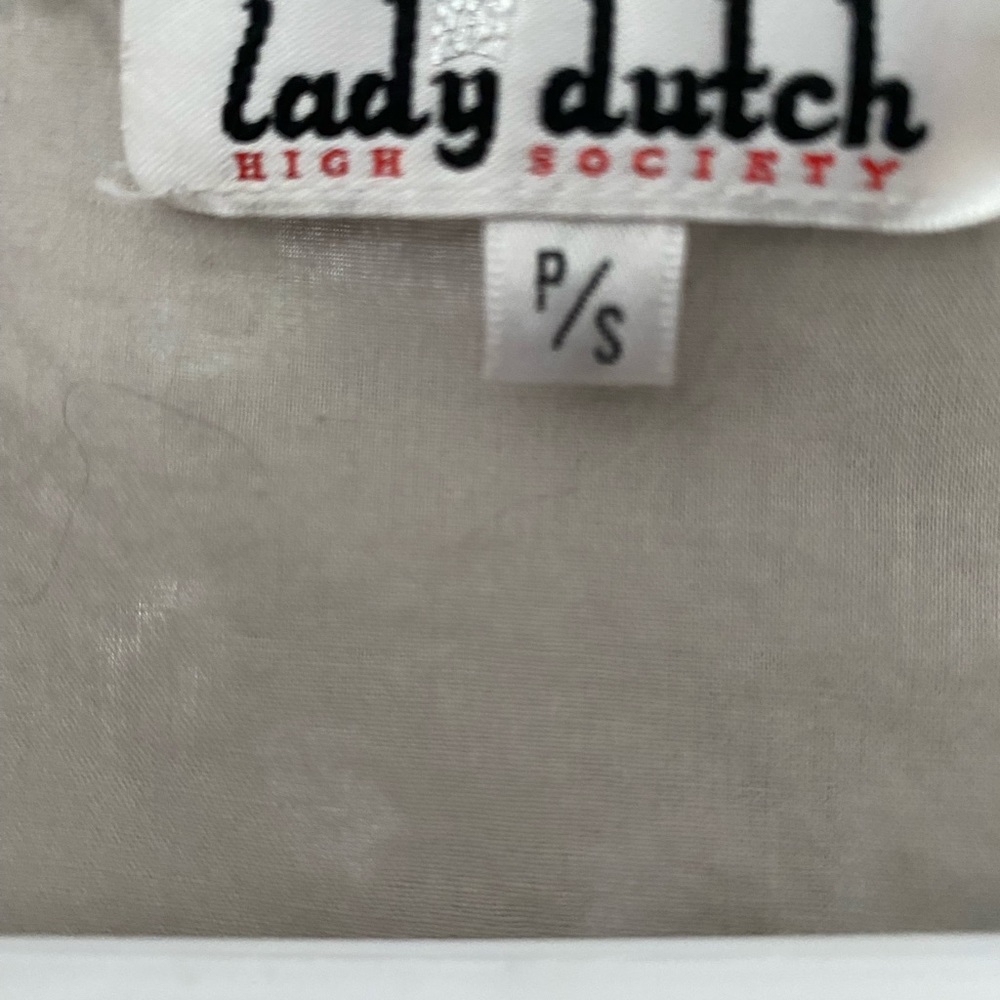 Lady Dutch Taupe Top - Picture 4 of 5